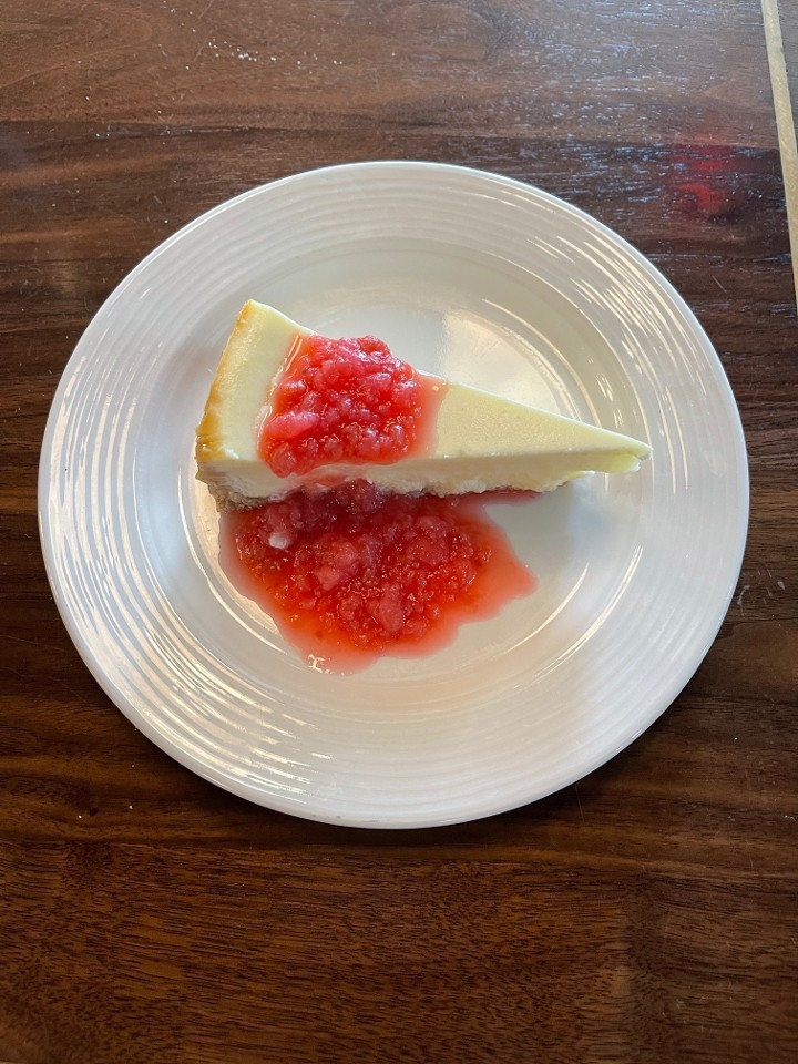 Classic Cheesecake w/ Raspberry