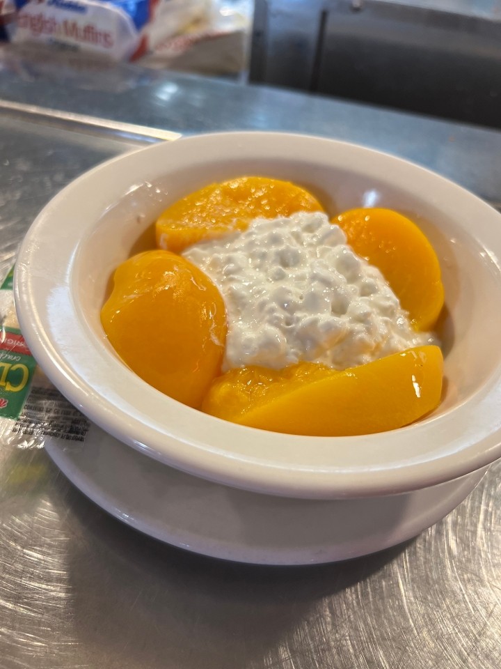 Cottage Cheese & Peaches