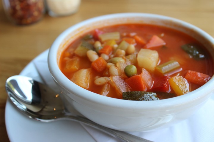 Minestrone Soup (Vegetarian)