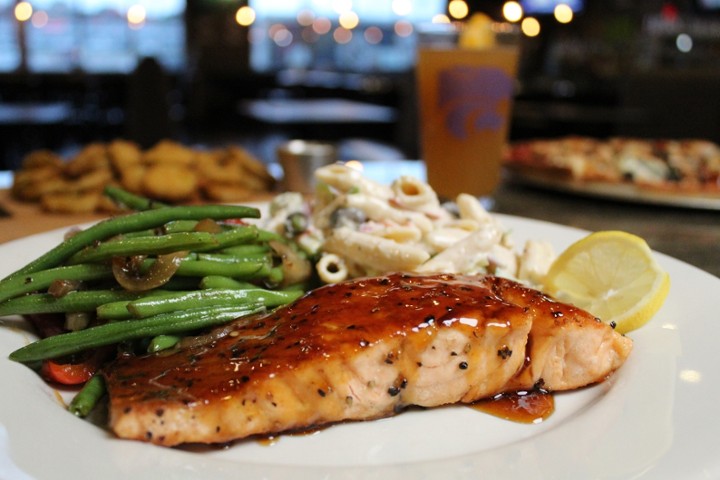 Slammin' Salmon
