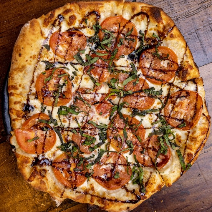 LG Margherita (Tomato, Basil, Balsamic Reduction)