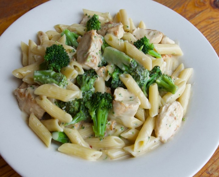 Chicken & Broccoli Alfredo