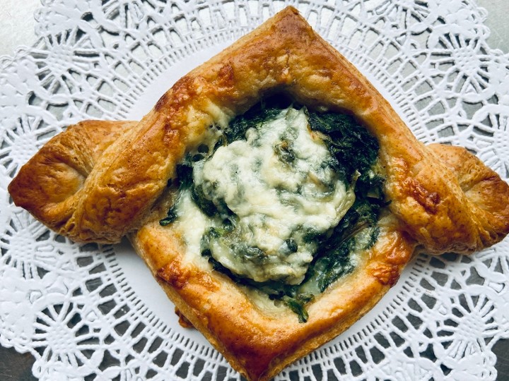 Spinach & Gruyere Croissant (W)