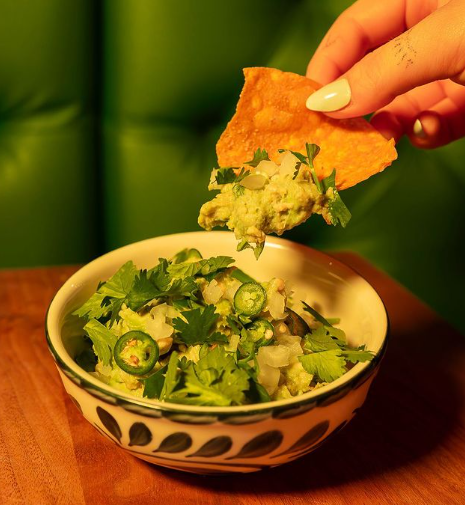 Guacamole and chips