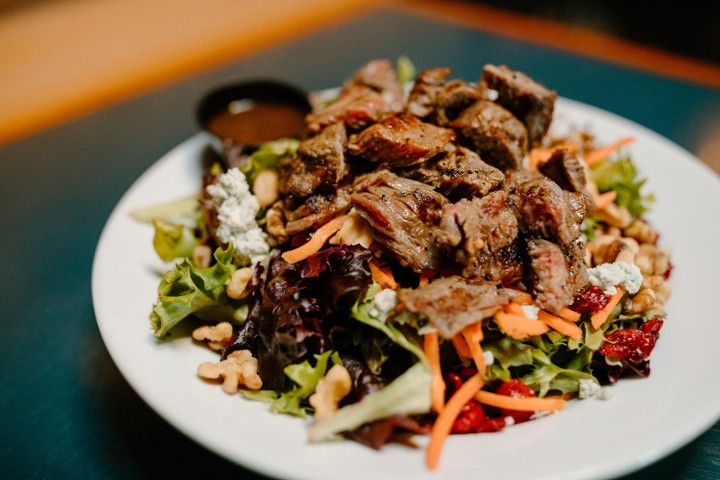 Pub Steak Salad