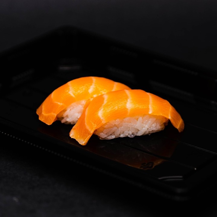 Salmon Nigiri