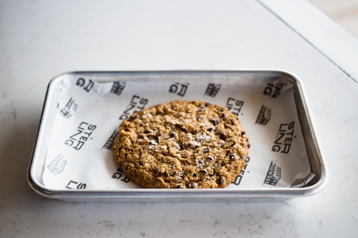 Whole Grain Chocolate Chip Cookie (Vegan)