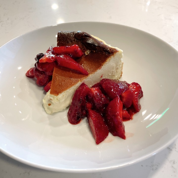 Basque Cheesecake w/ Strawberries