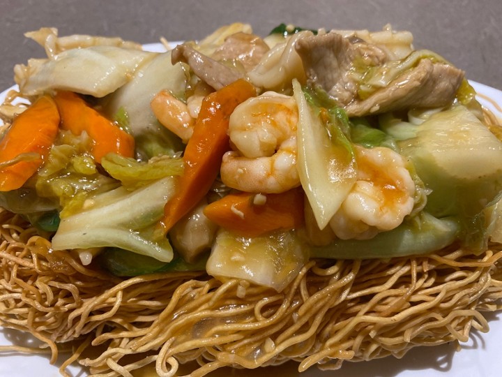 Seafood Crispy Noodle 海鲜炒面 #409