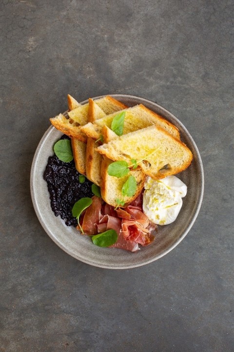 HUCKLEBERRY BURRATA