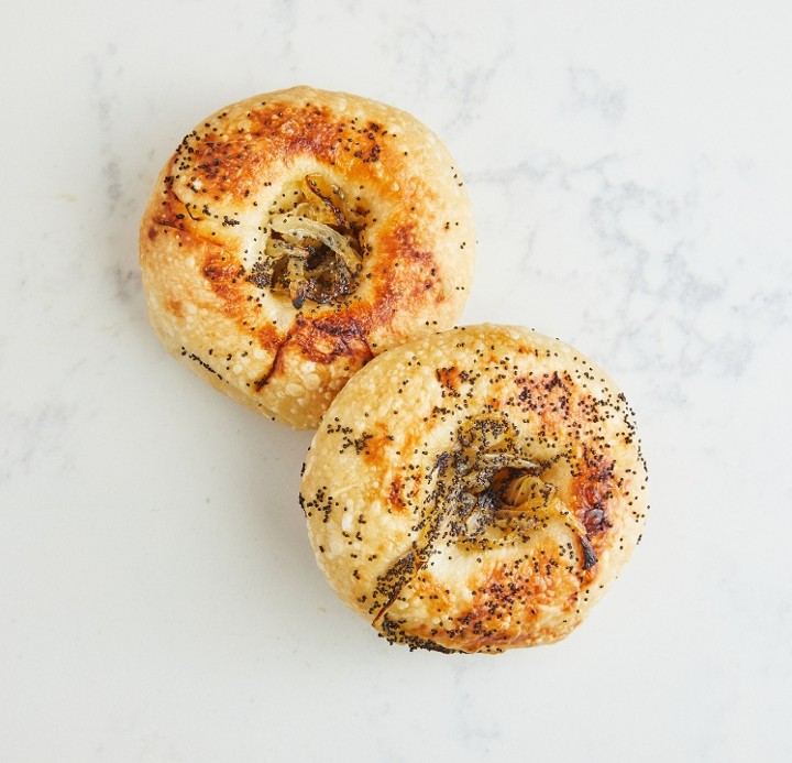 Caramelized Onion & Poppy Bialy