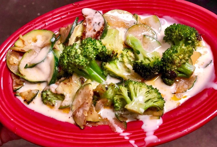 Broccoli & Zucchini with Cheese Dip