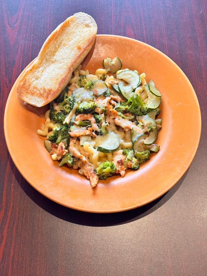 Chicken & Broccoli Cheese Cavatappi Pasta