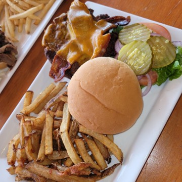 Jt's Burgers and Wings