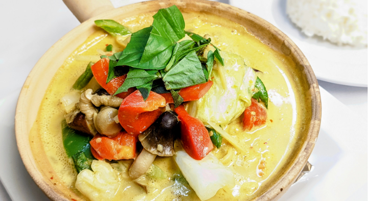 Claypot Green Curry Vegetable