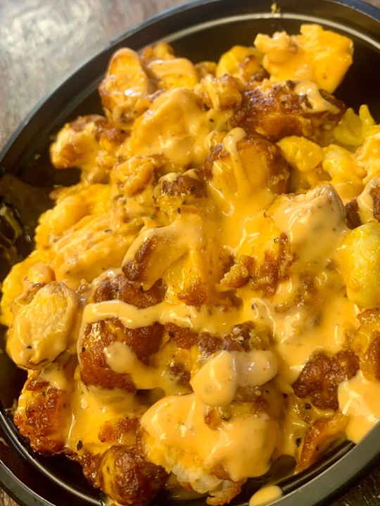 SPICY CHICKEN MAC N' CHEESE BOWL