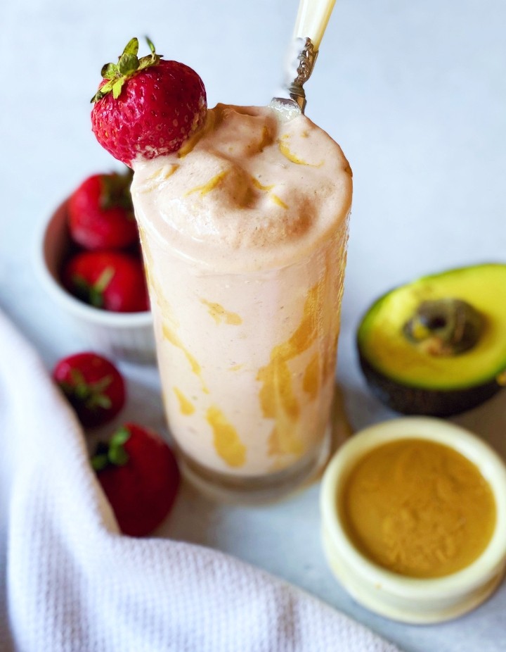 Creamy Dreamy Low Carb Smoothie (Blended)