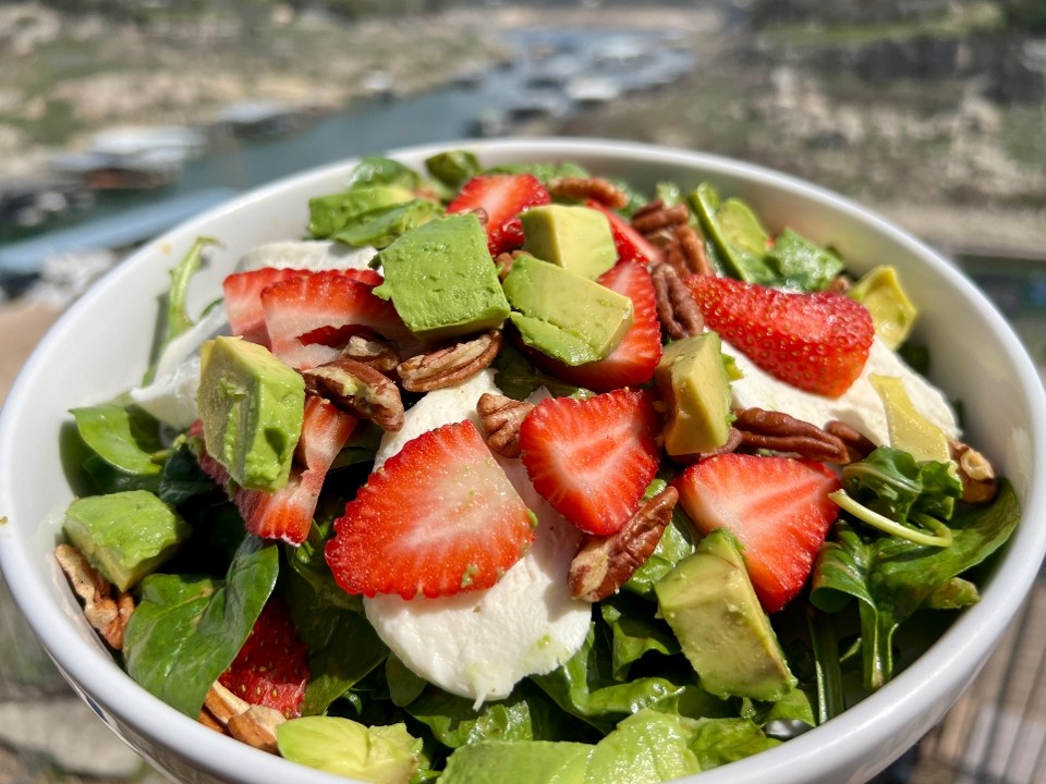 Avocado Strawberry Spinach Salad