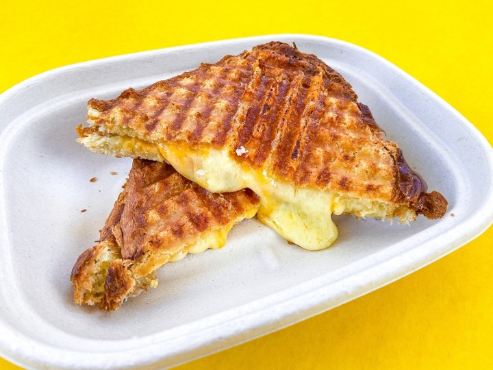 GRILLED CHEESE 