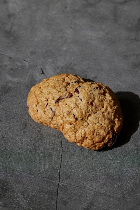 Cherry Oat Cookie