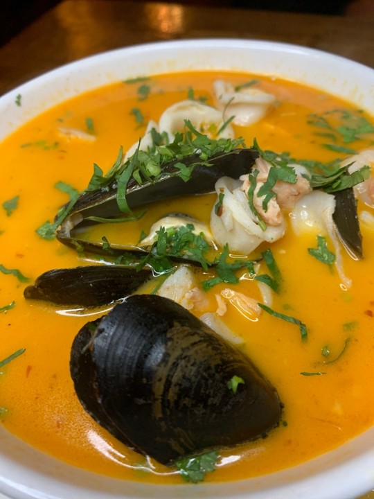 SOPA DE MARISCOS