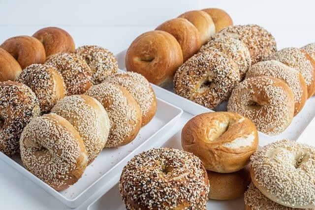 Bakers Dozen Bagels