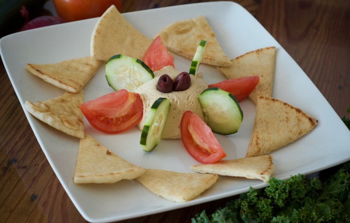 Pita Bread and Hummus