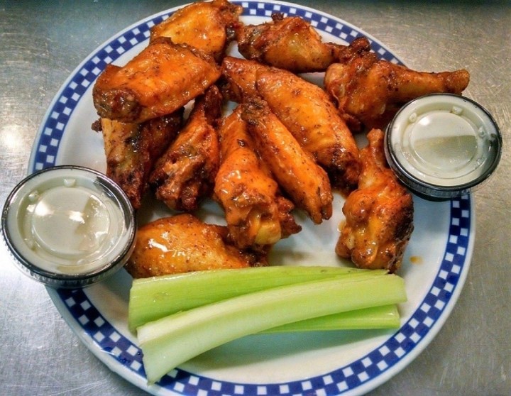 Lucky's Hot Wings
