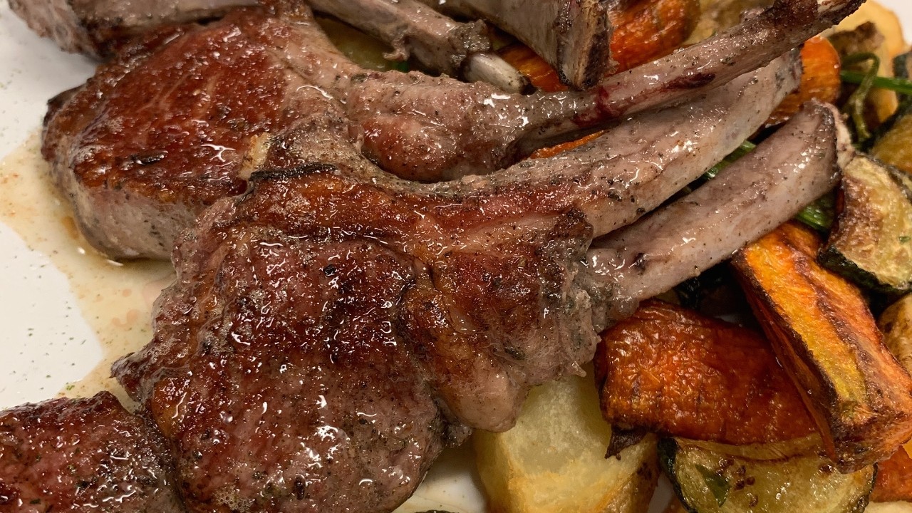 GRILLED LAMB CHOP SERVE UP TO 8 PEOPLE