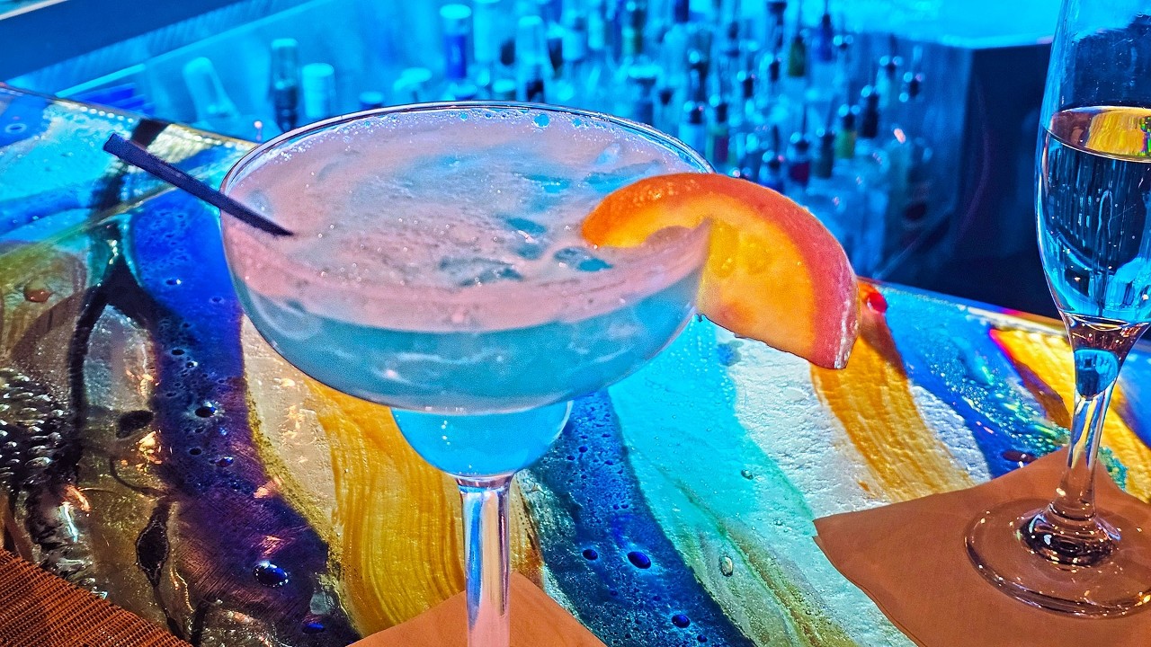 Fathoms Waterfront Bar and Grille