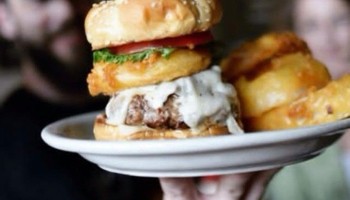 Sidetrack Bar and Grill 56 E. Cross St