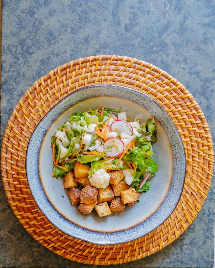 Salad with Smoked Tofu