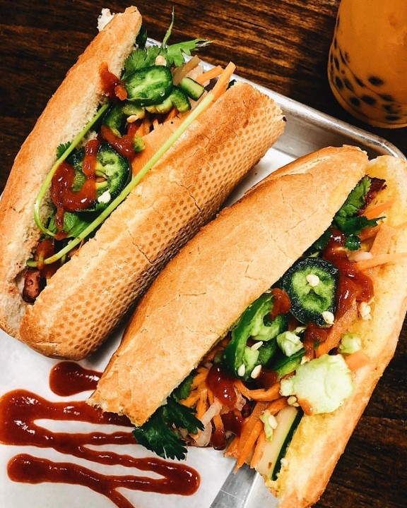 Banh Mi Thit Nuong (Grilled Pork SANDWICH)