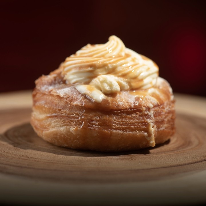 Caramel Cronut**