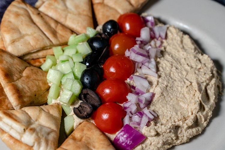 Hummus with Grilled Pita