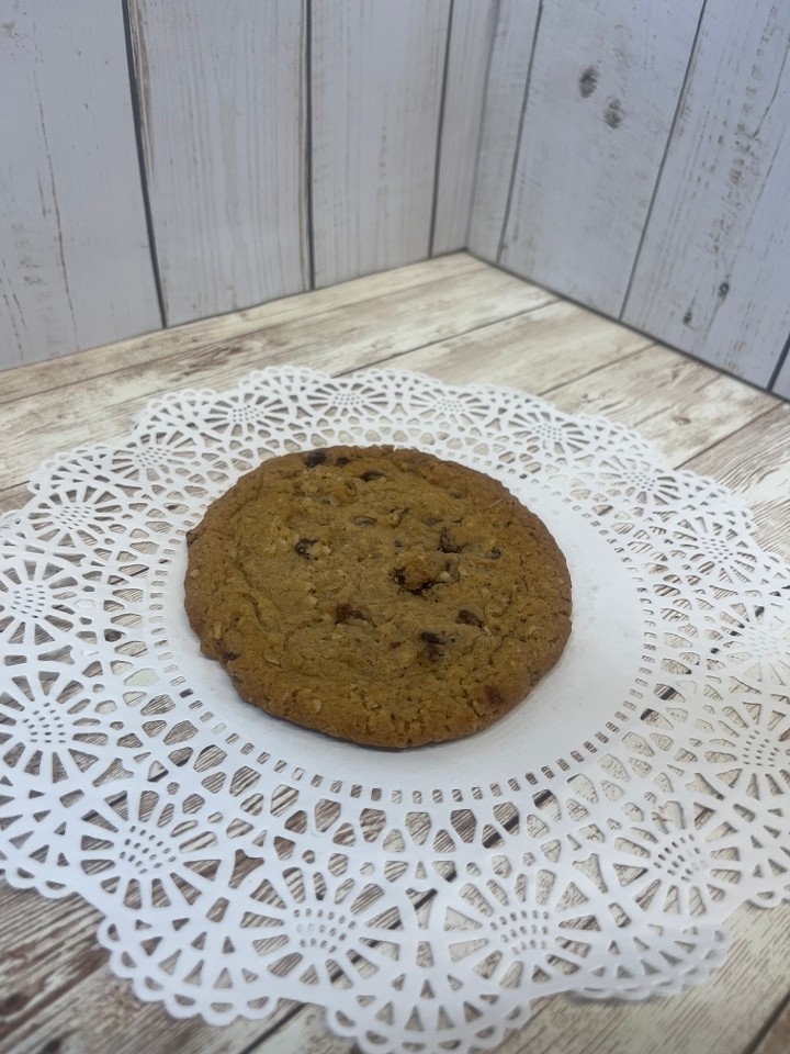 Oatmeal Raisin Cookie