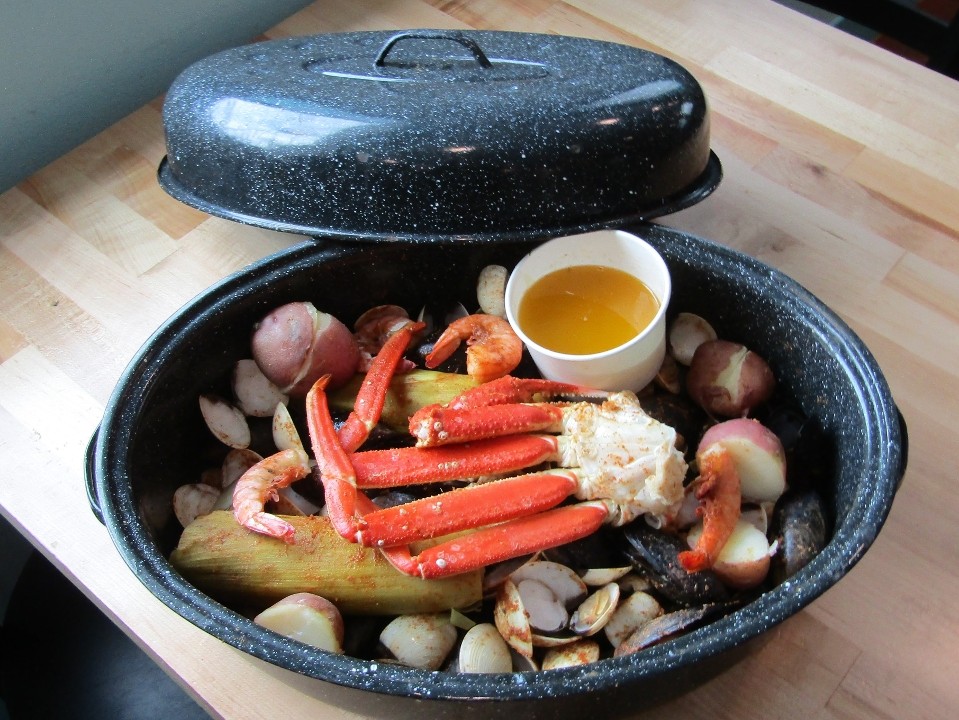Seafood Lover's Steamed Platter