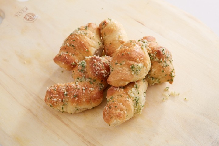 Single Garlic Knot