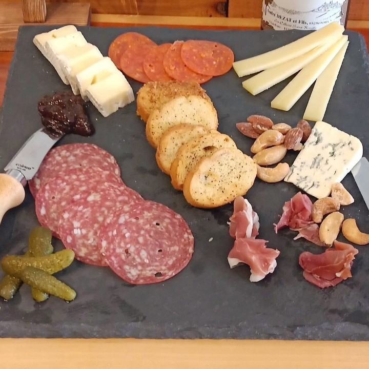 Cheese & Charcuterie