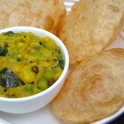 Andhra Poori with Bhaji