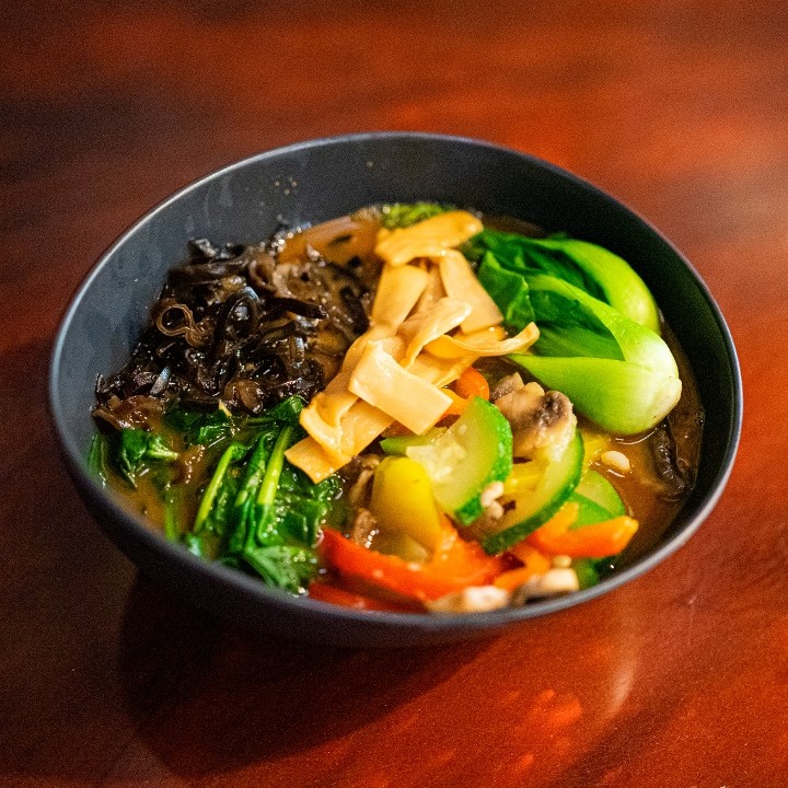 Vegan (Kale) Noodles