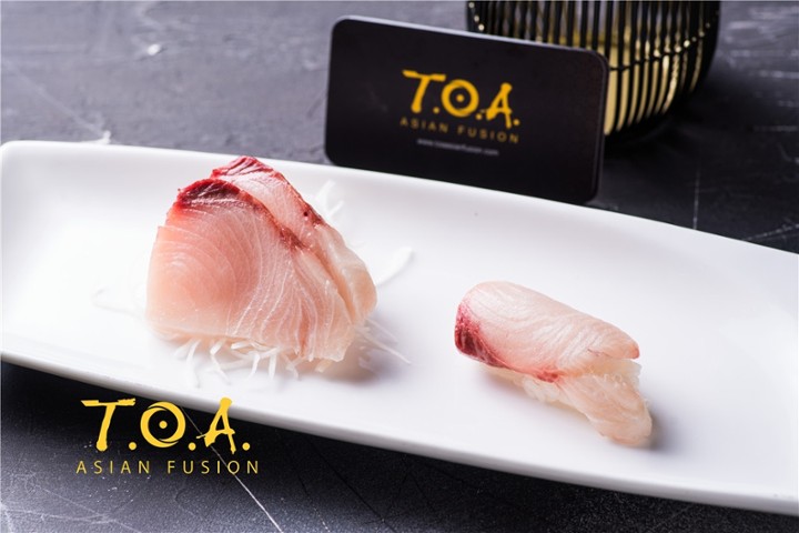 Yellowtail (Hamachi)