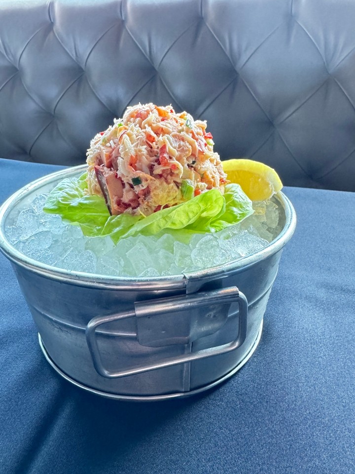 Seafood and Lettuce Cup