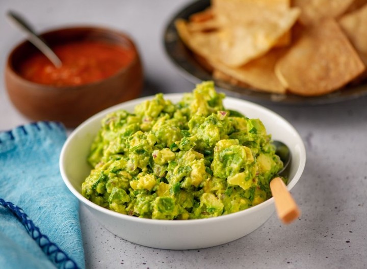 Guacamole with Chips & Salsa