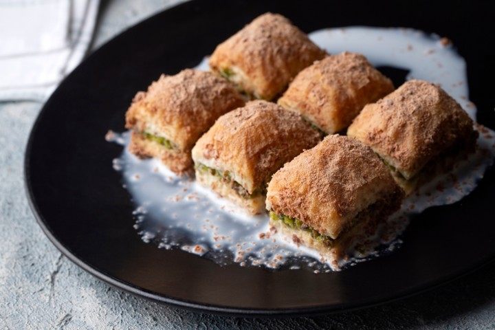 Cold Baklava (Pistachio)