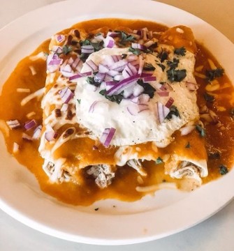 The Gold Pan Saloon & Carboy Winery