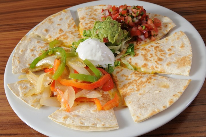 D-FAJITA QUESADILLA