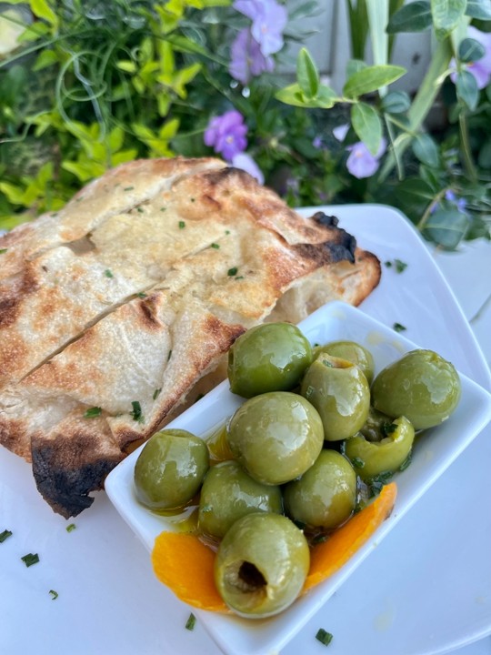 Marinated Olives & Focaccia