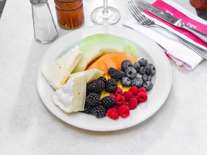 Fruit & Cheese Plate