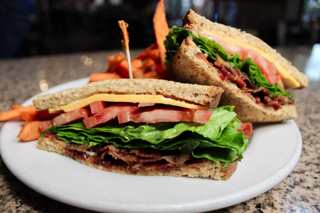 Pimento BLT Sandwich